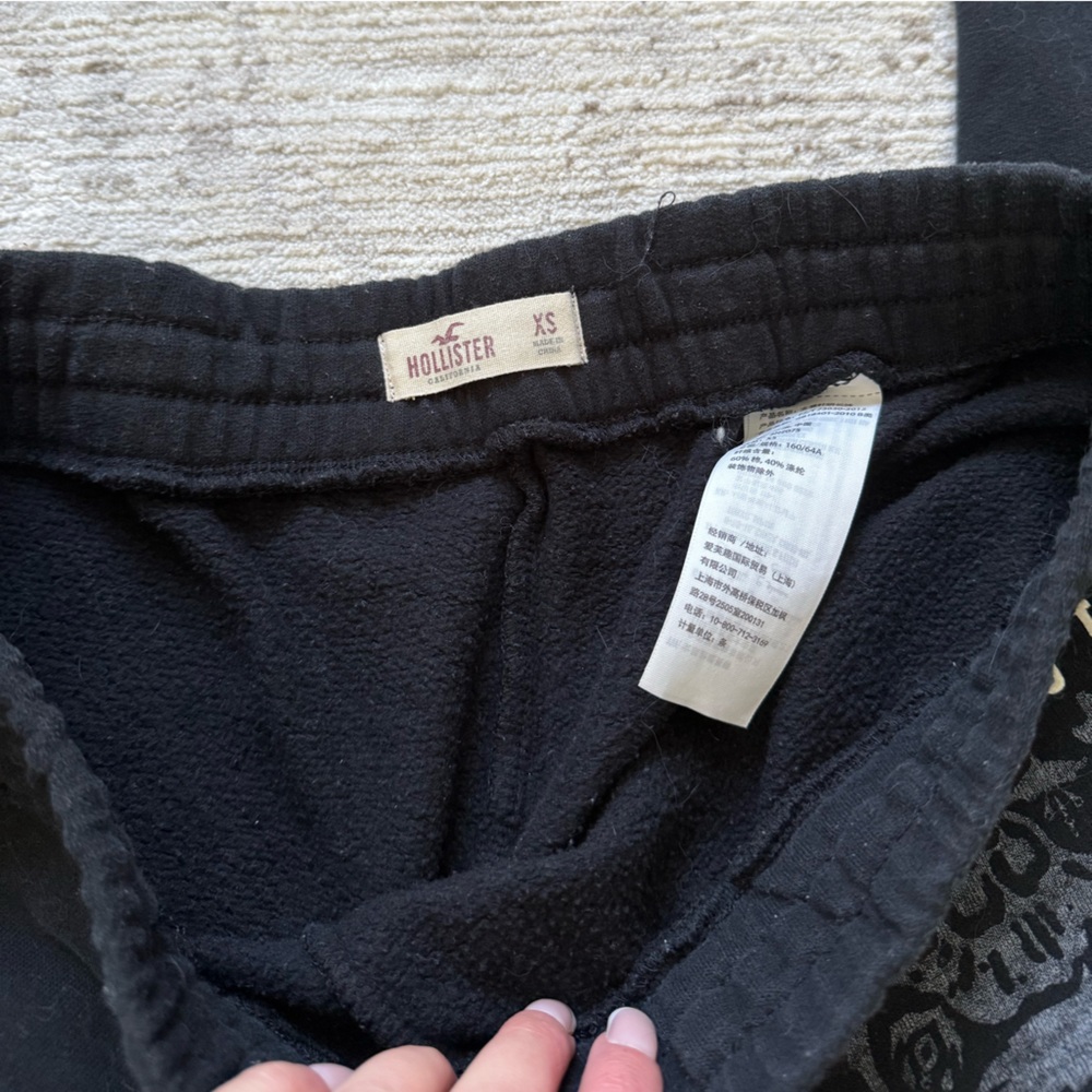 Hollister Black Joggers (Size XS) - Picture 6 of 6